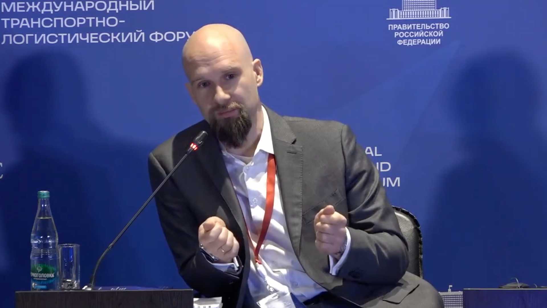 «Экономия до десятков %»: «ИИ-Канторович» задаёт новый стандарт логистики в России